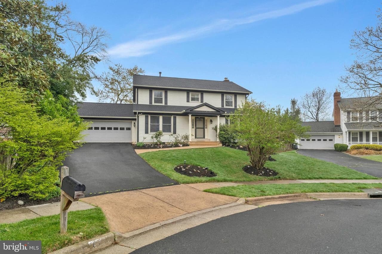 8505 Bethany - Photo 1