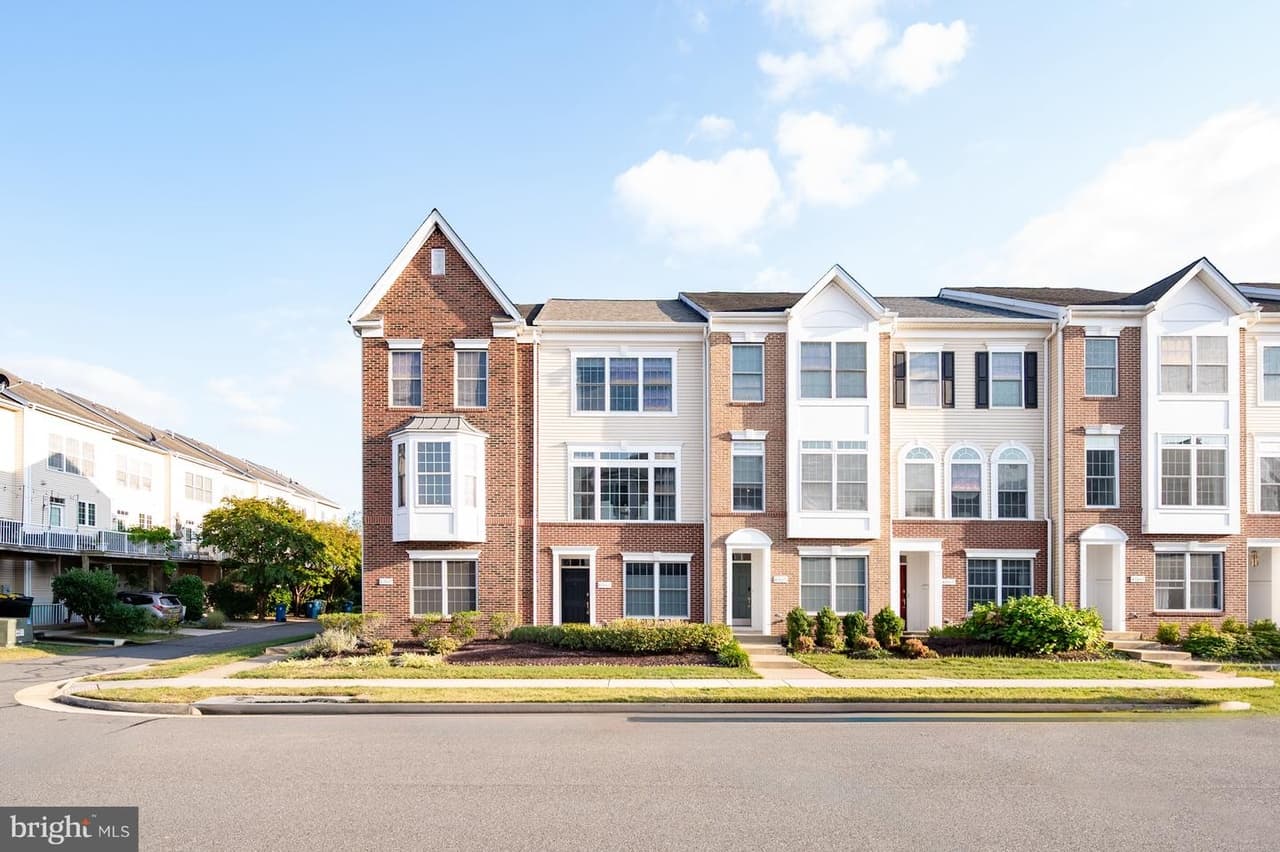 42667 Homefront - Photo 1