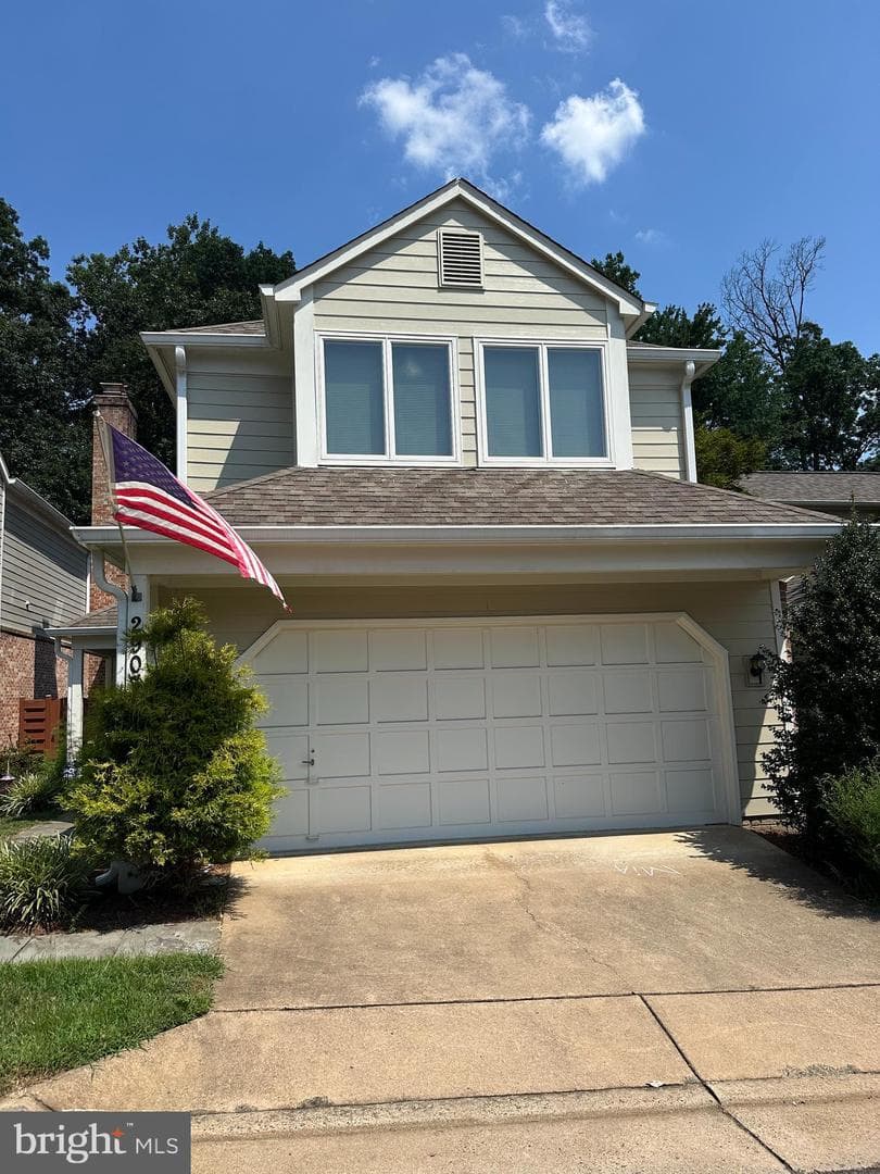 2907 Elmtop - Photo 1