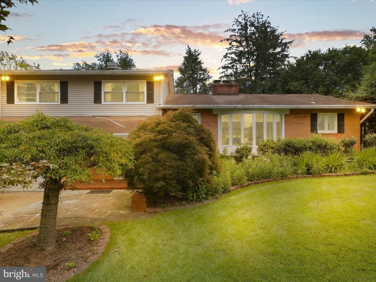 6170 Hardy - Photo 1
