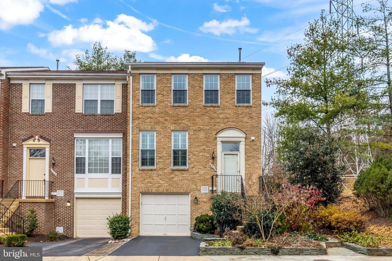 6202 Littlethorpe - Photo 1