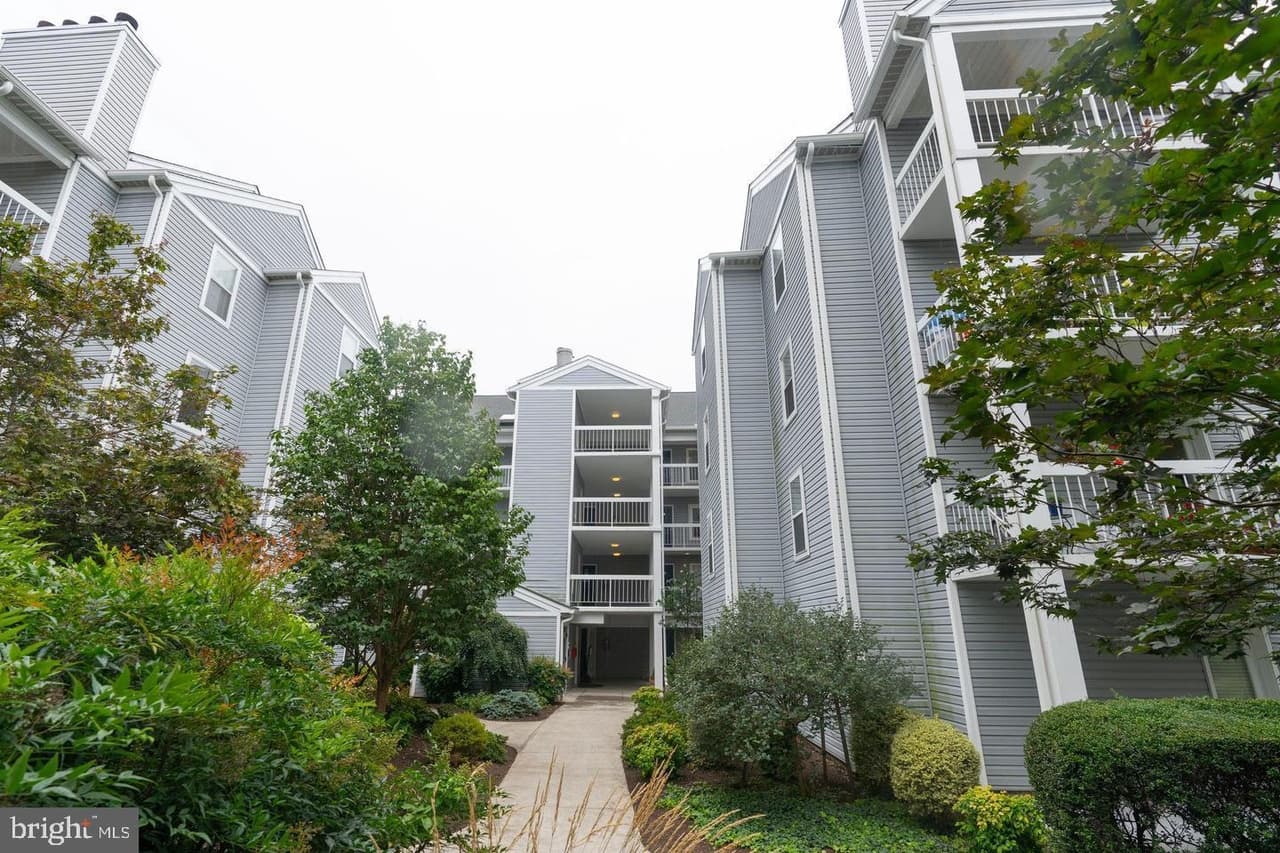 3176 Summit Square Unit#4-E3 - Photo 1