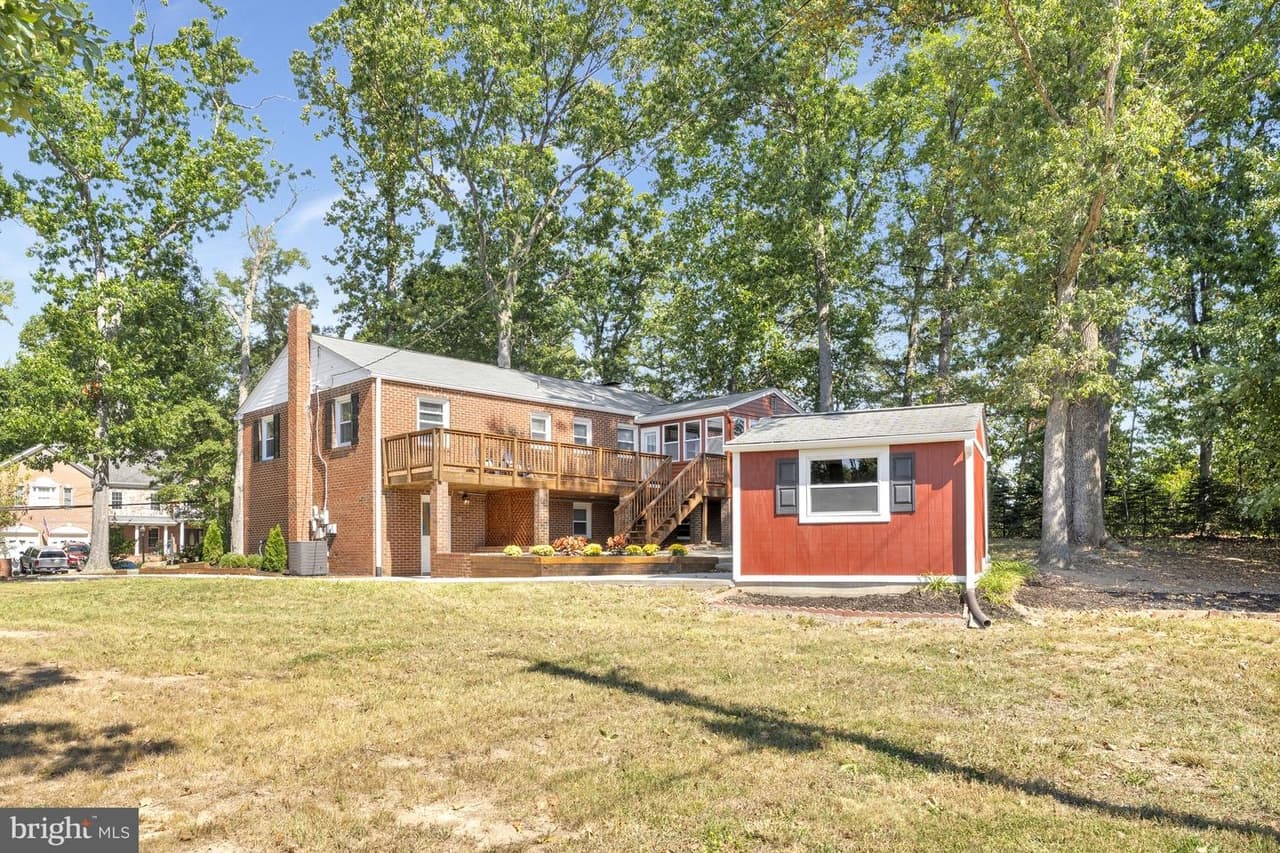 5801 Boothe - Photo 1