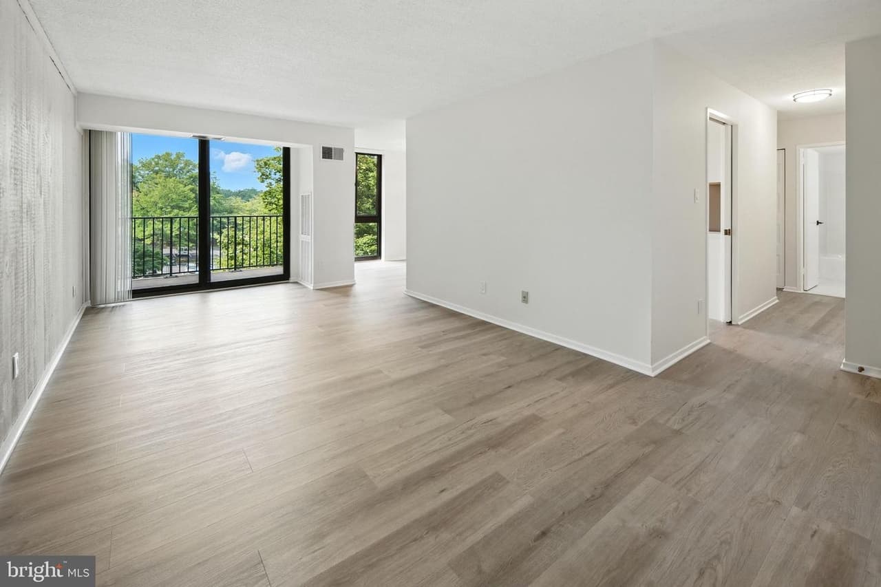 2311 Pimmit Unit#302 - Photo 1