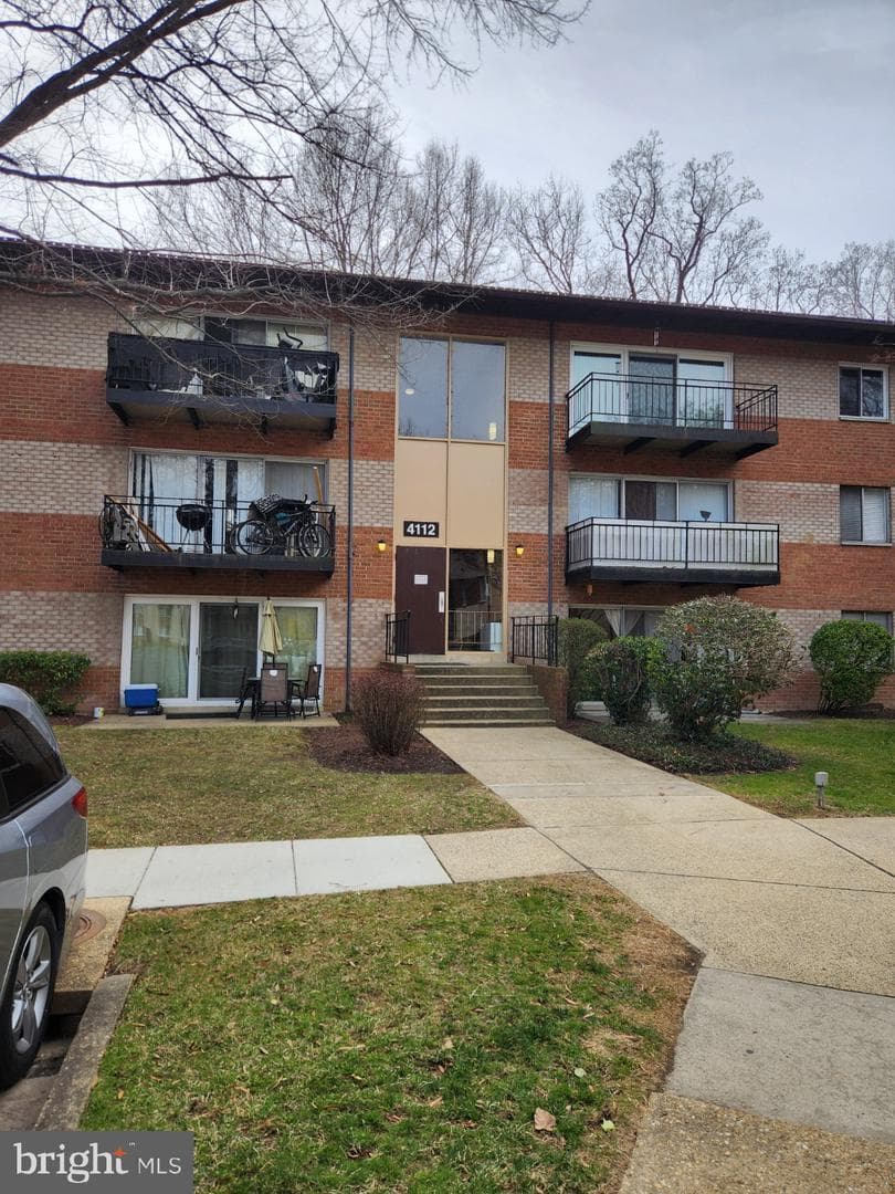 4112 Mangalore Unit#402 - Photo 1