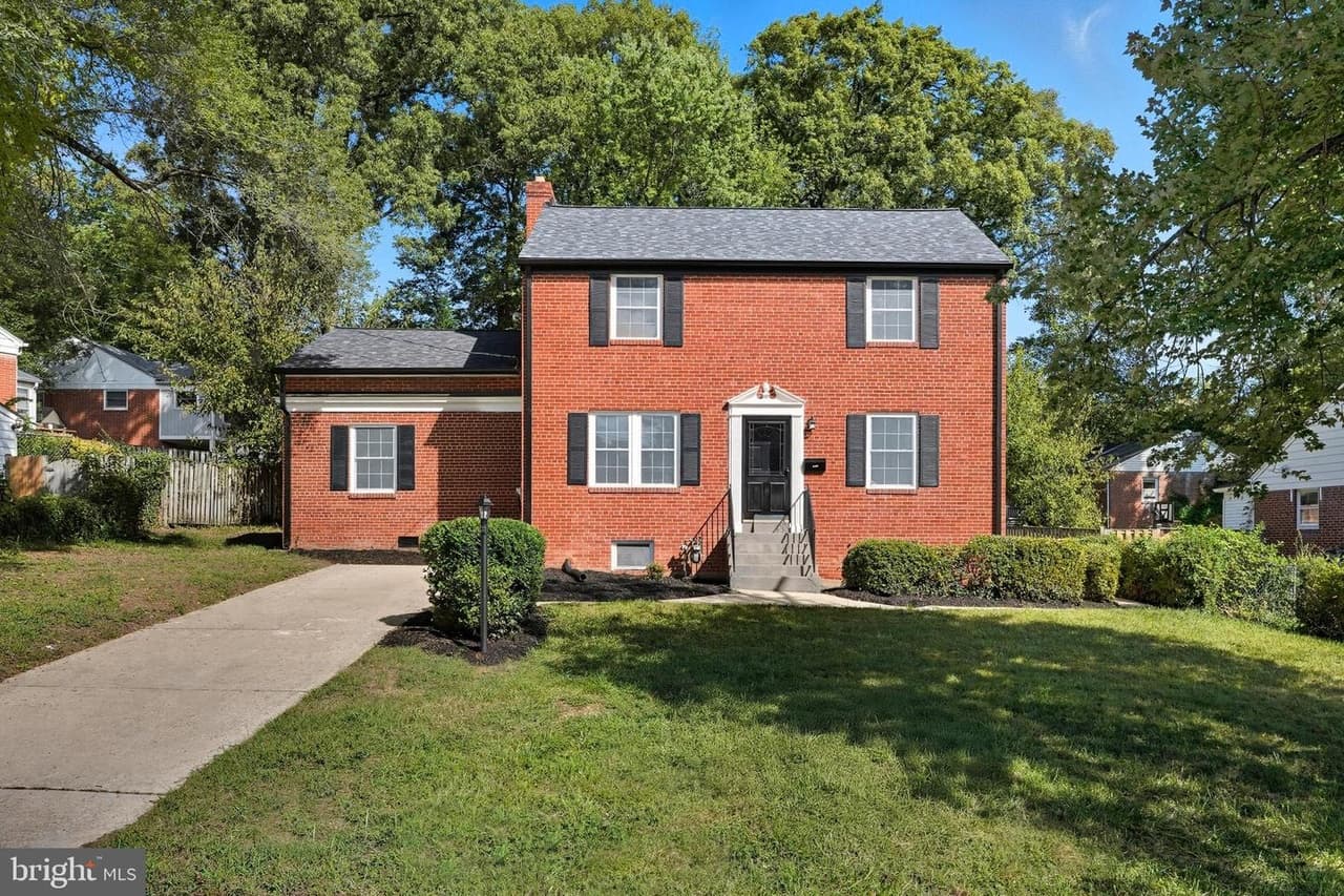 7406 Masonville - Photo 1