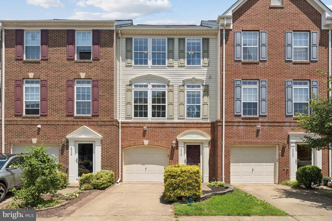2928 Huntington Grove - Photo 1