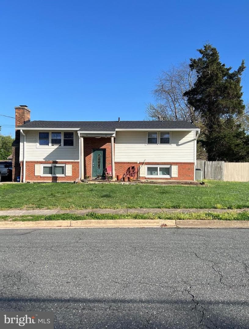 17849 Curtis - Photo 1