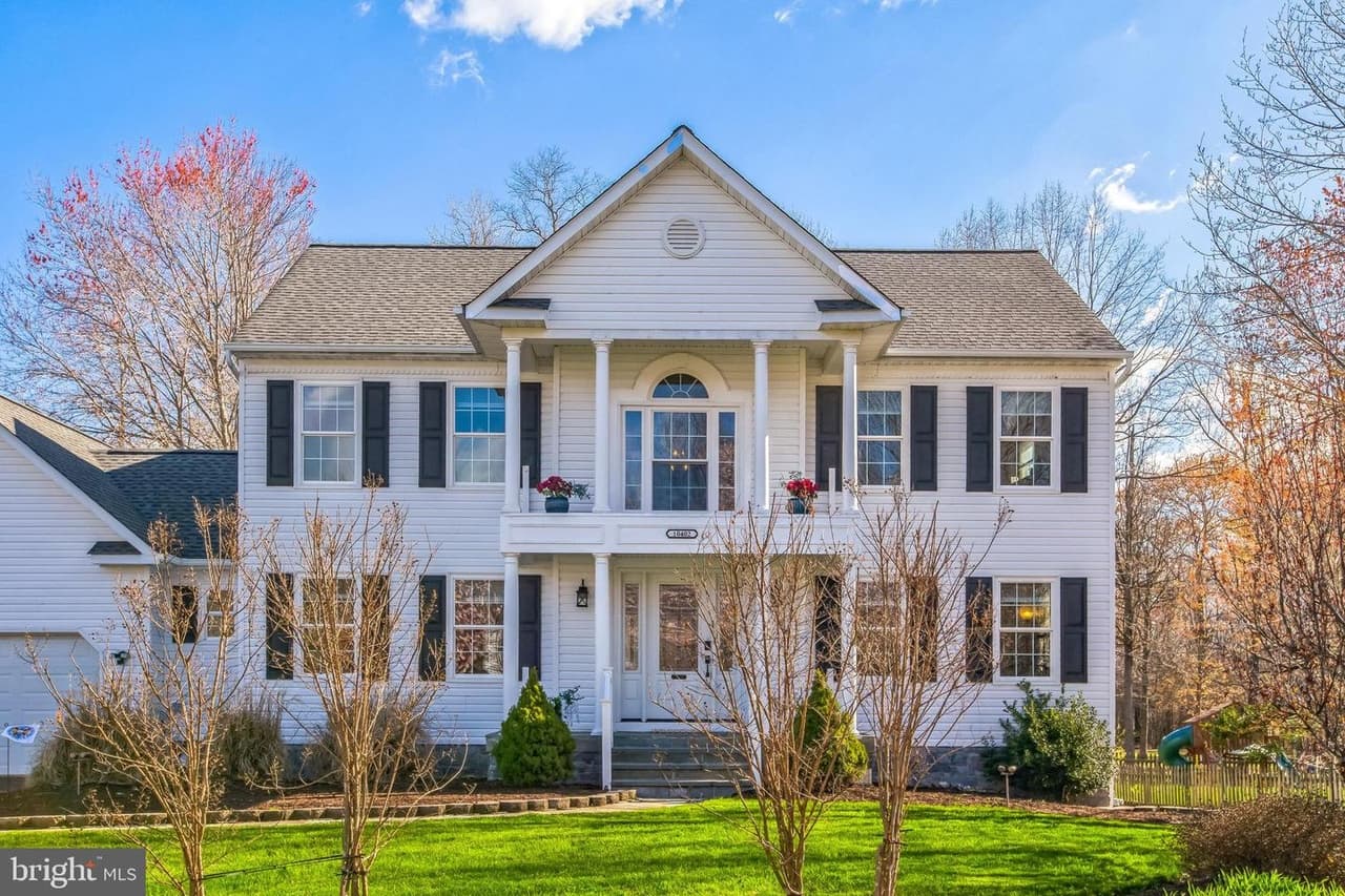 10402 Colechester - Photo 1