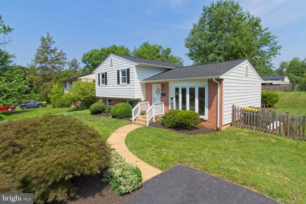 4514 Picot - Photo 1