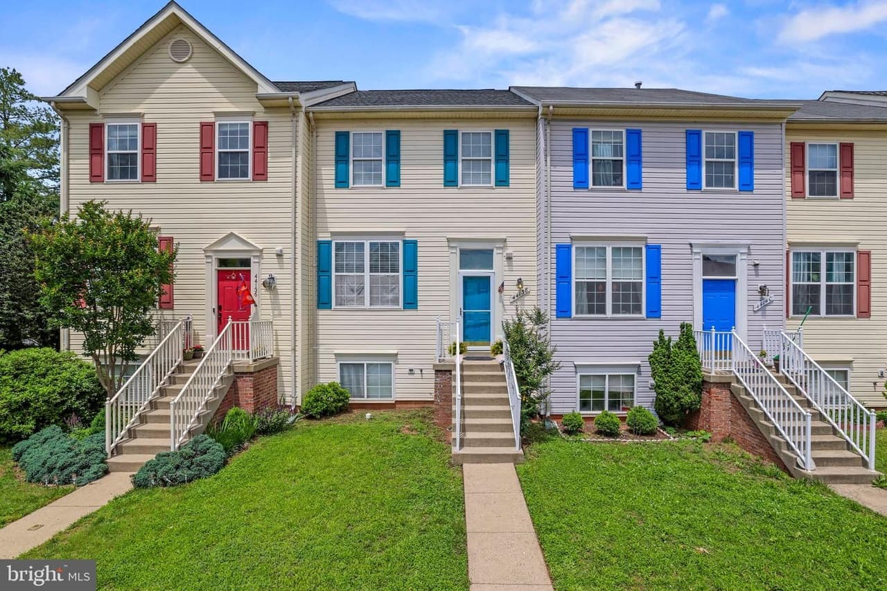 44138 Allderwood - Photo 1