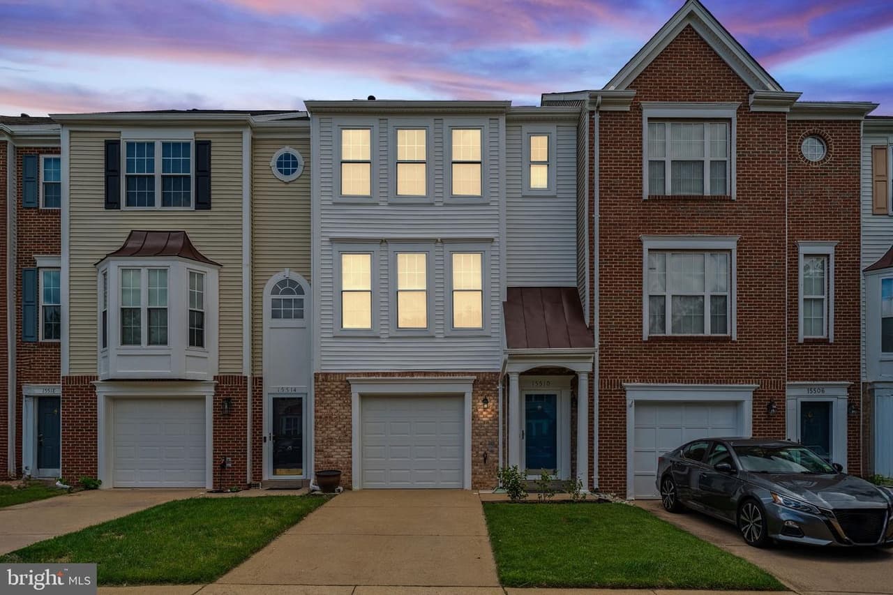 15510 Port Washington - Photo 1