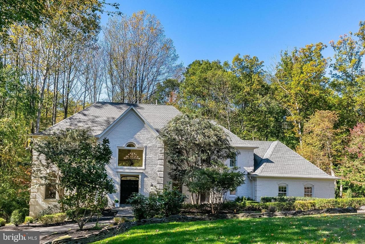 2404 Oakmont - Photo 1