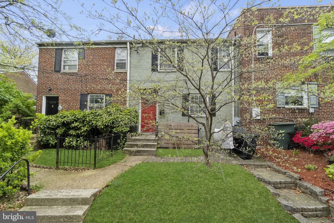 2908 Landover - Photo 1