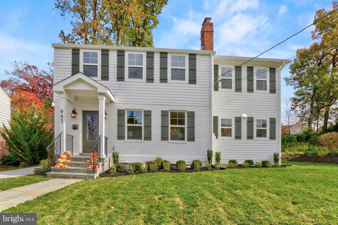 945 N Lebanon - Photo 1