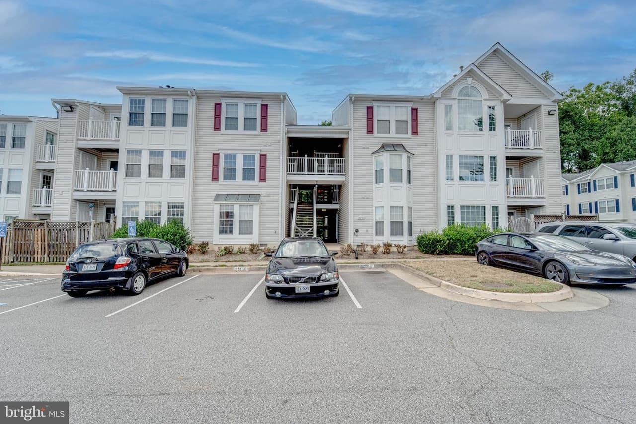 9220 Cardinal Forest Unit#E - Photo 1