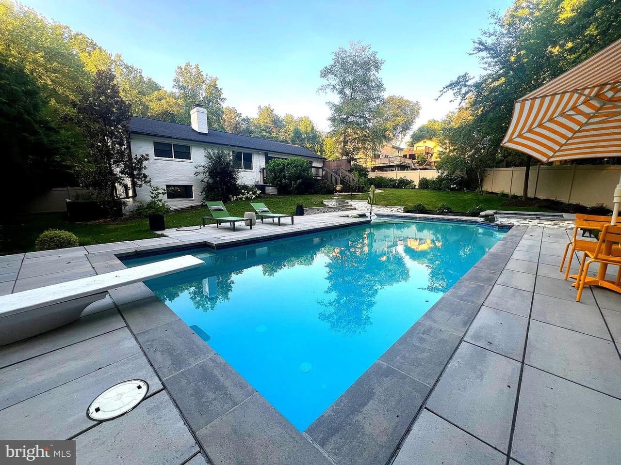 6219 Beachway - Photo 1