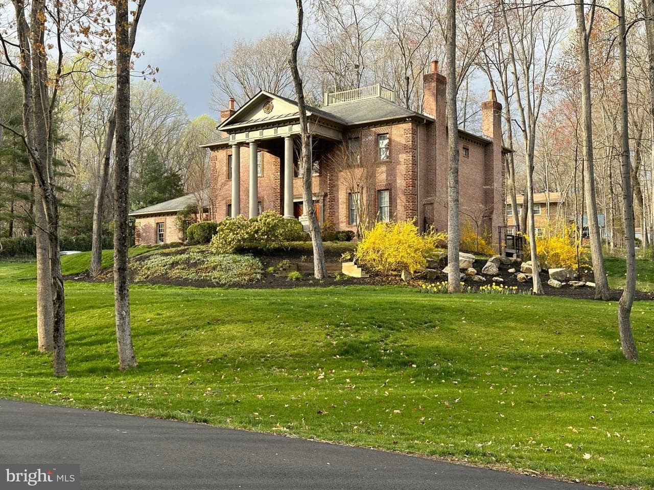 10420 Adel - Photo 1