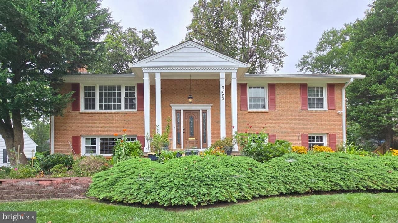 3720 King Arthur - Photo 1
