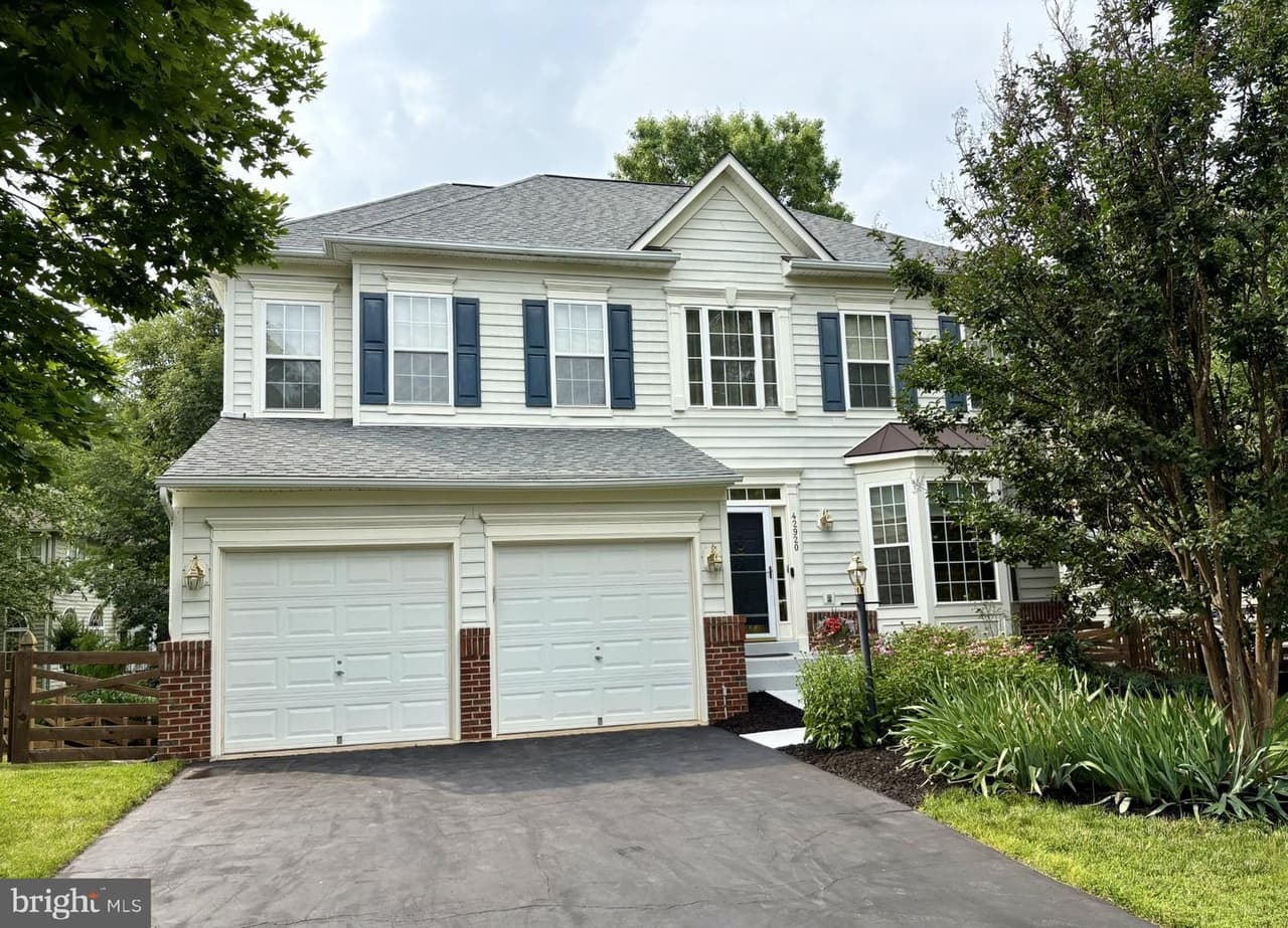 42920 Cattail Meadows - Photo 1