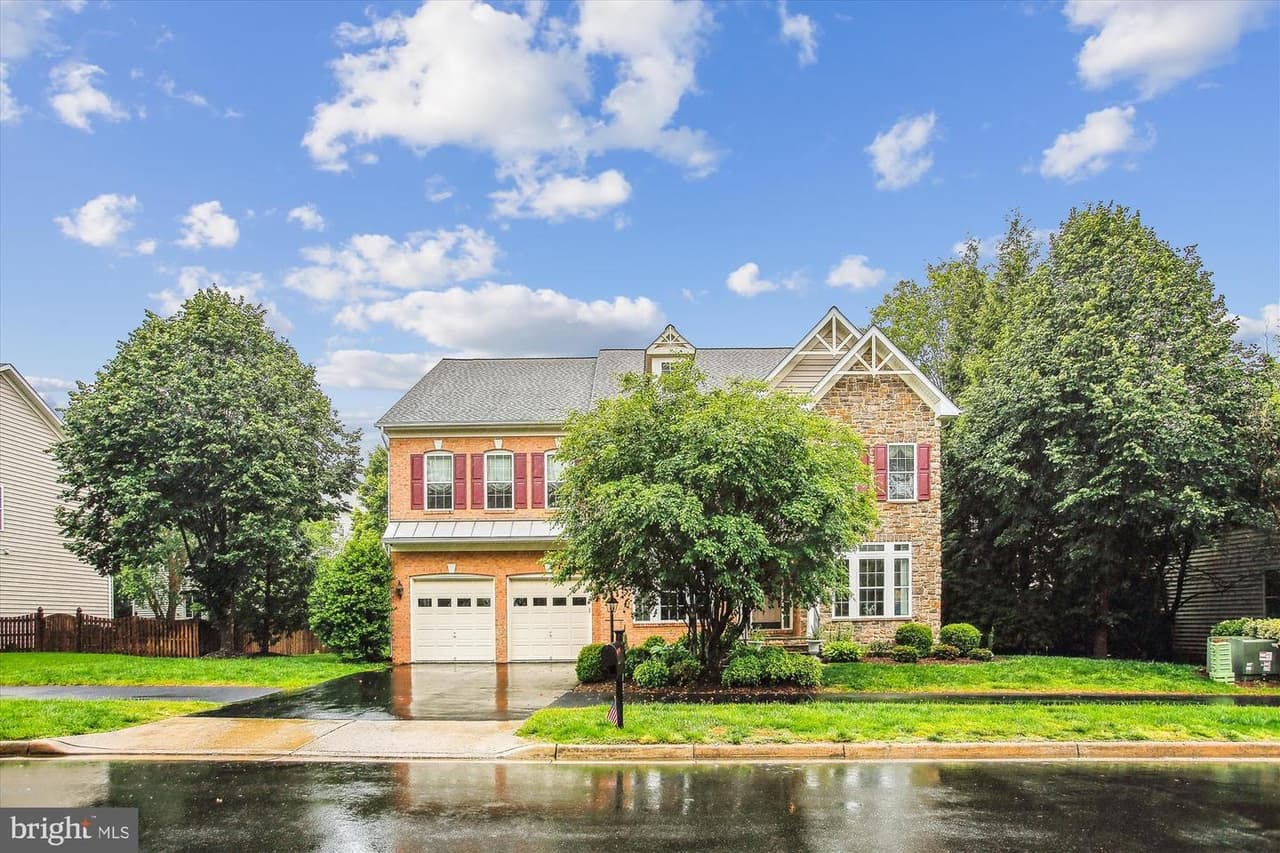 7710 Huntsman - Photo 1