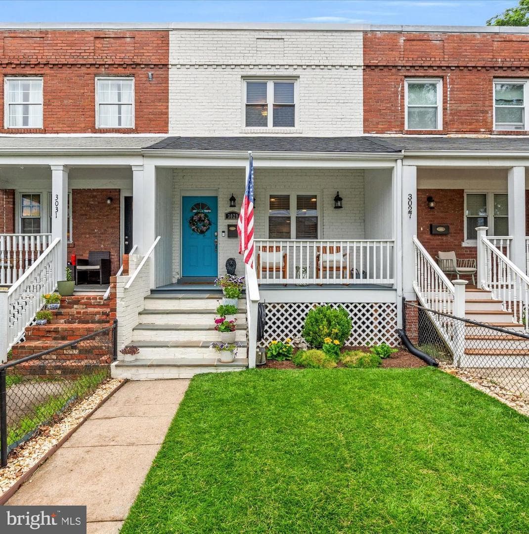 3029 Manning - Photo 1