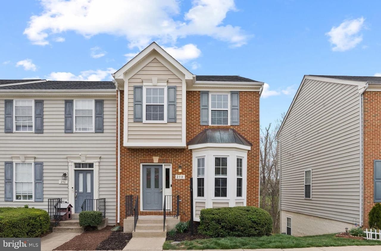 238 Kirby - Photo 1