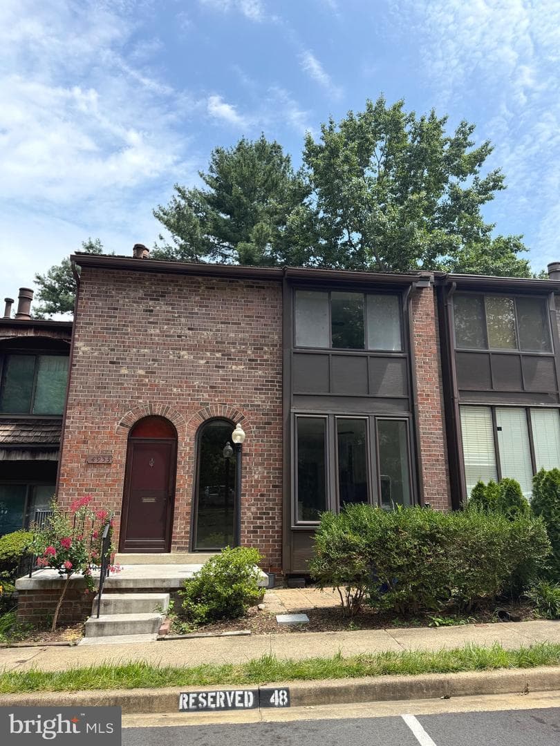4953 Oriskany - Photo 1