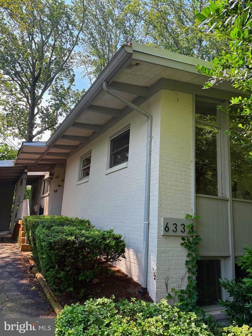 6333 Lakeview - Photo 1