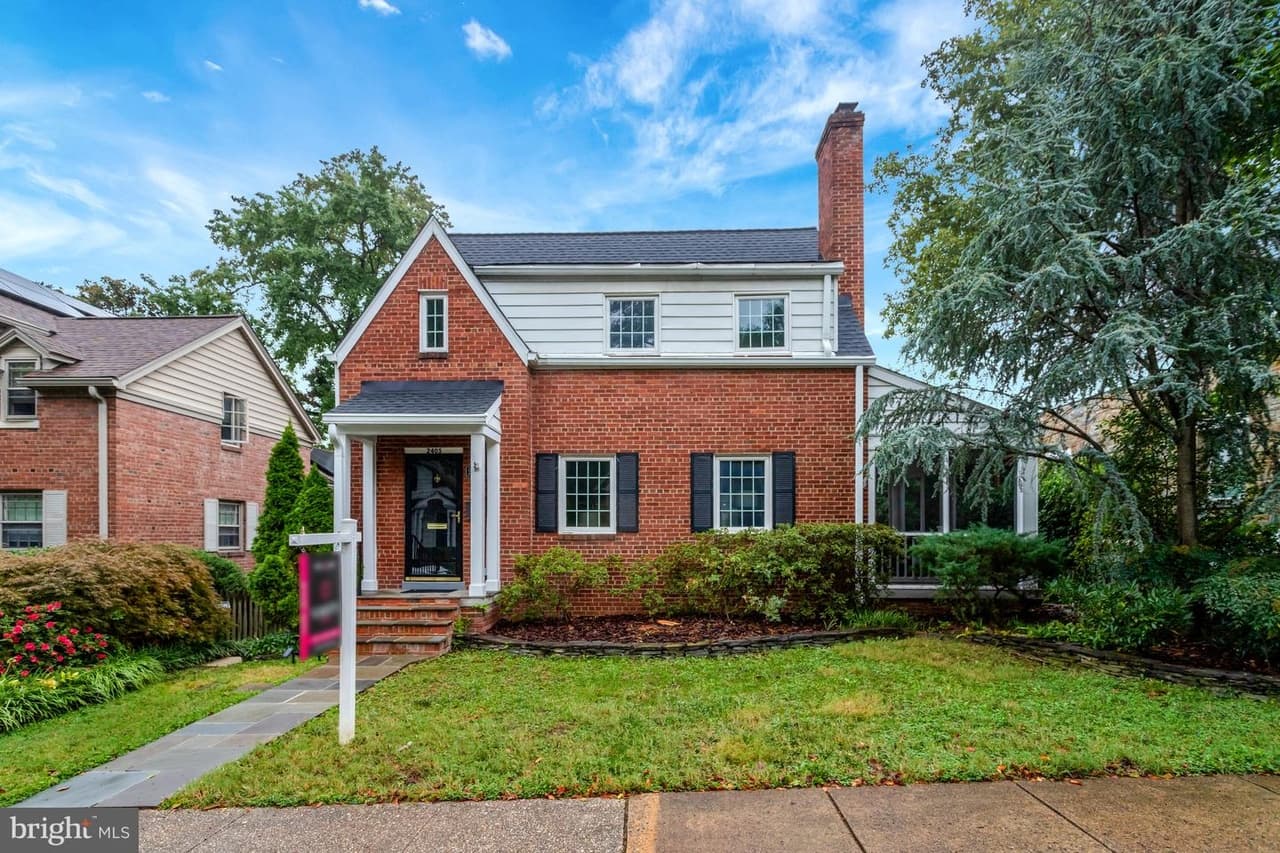 2405 S Inge - Photo 1