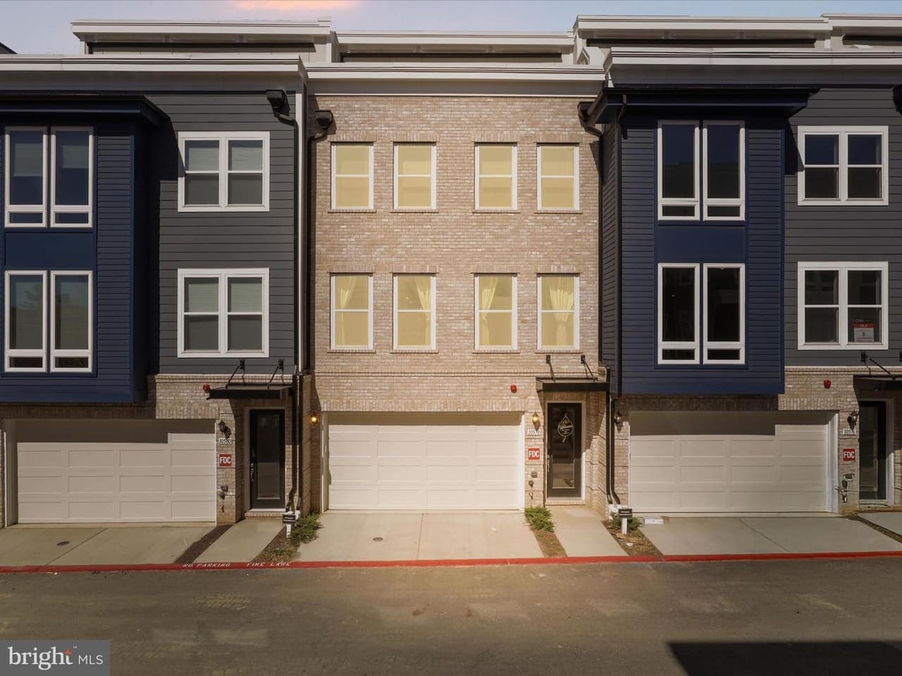 10578 Red Oak - Photo 1
