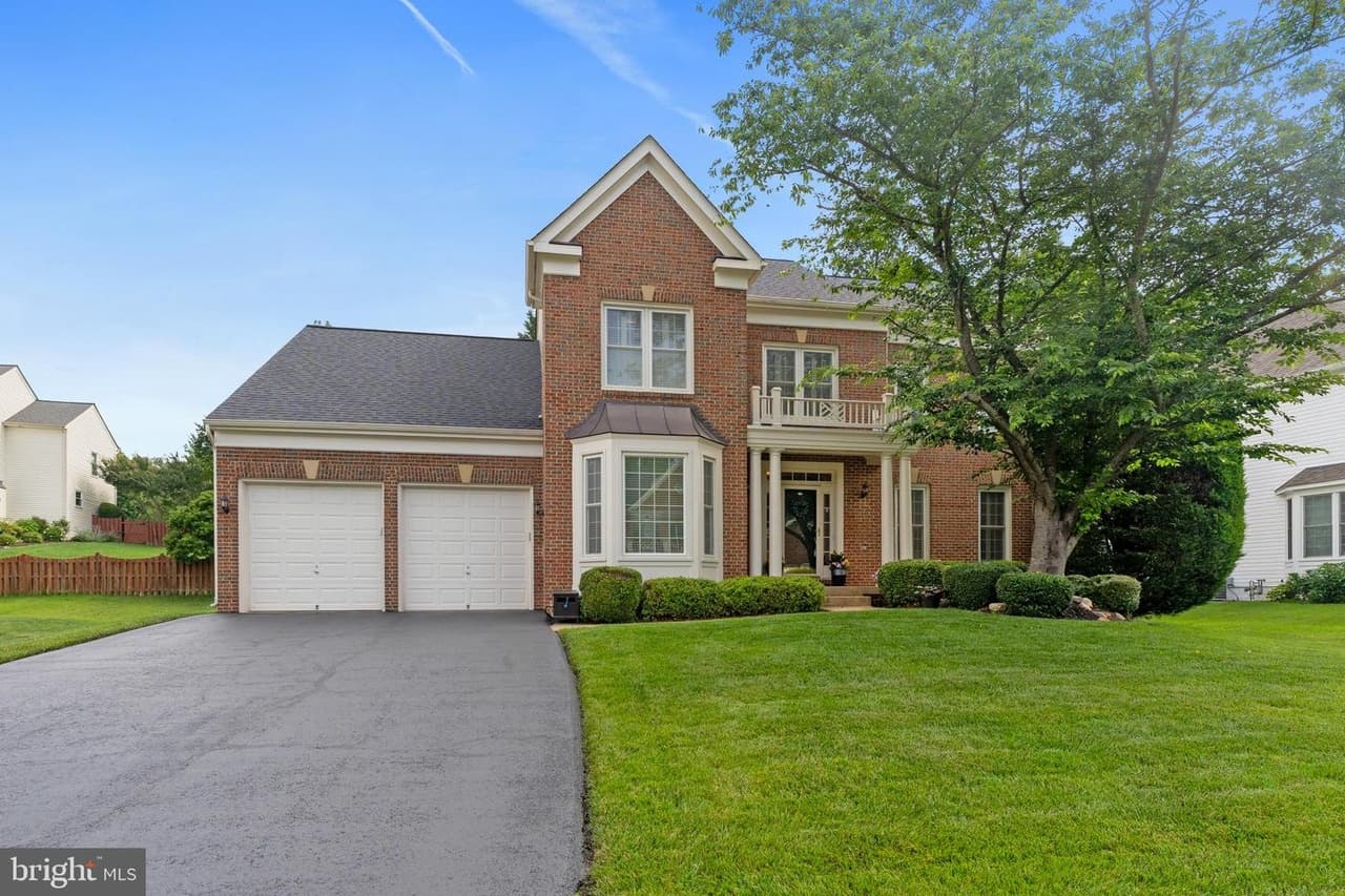 6847 Creek Crest - Photo 1