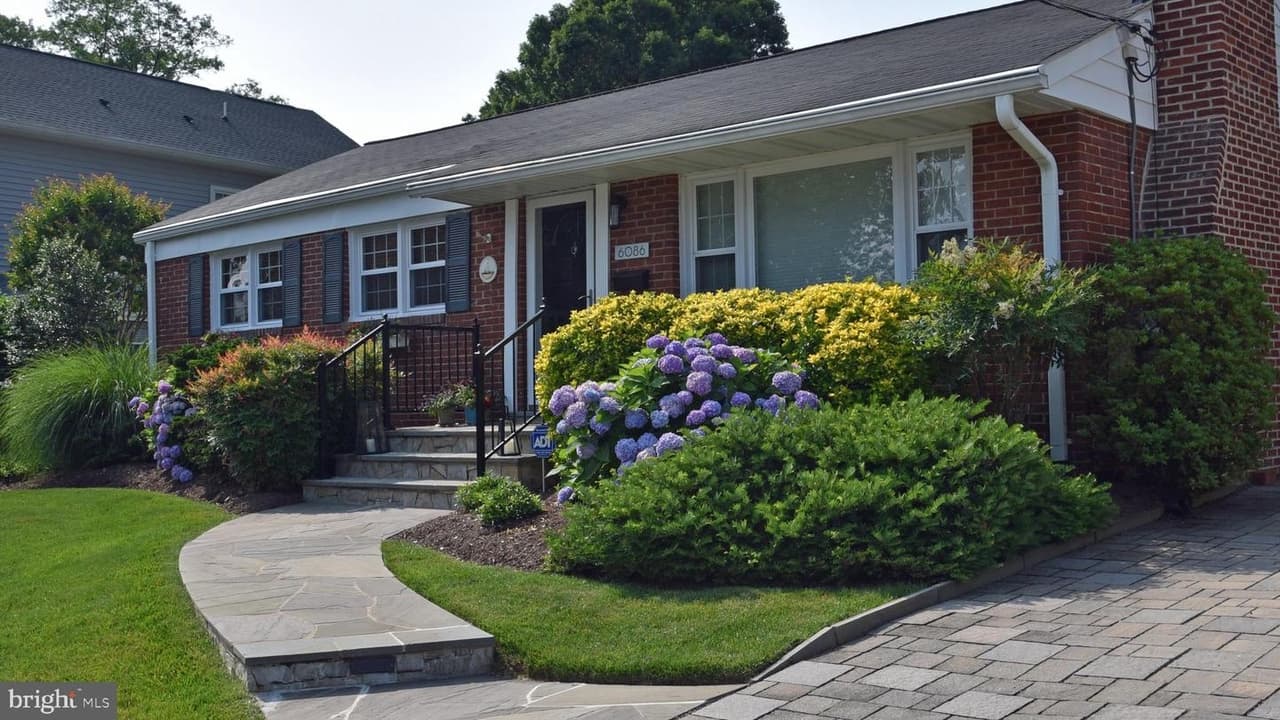 6086 9Th - Photo 1