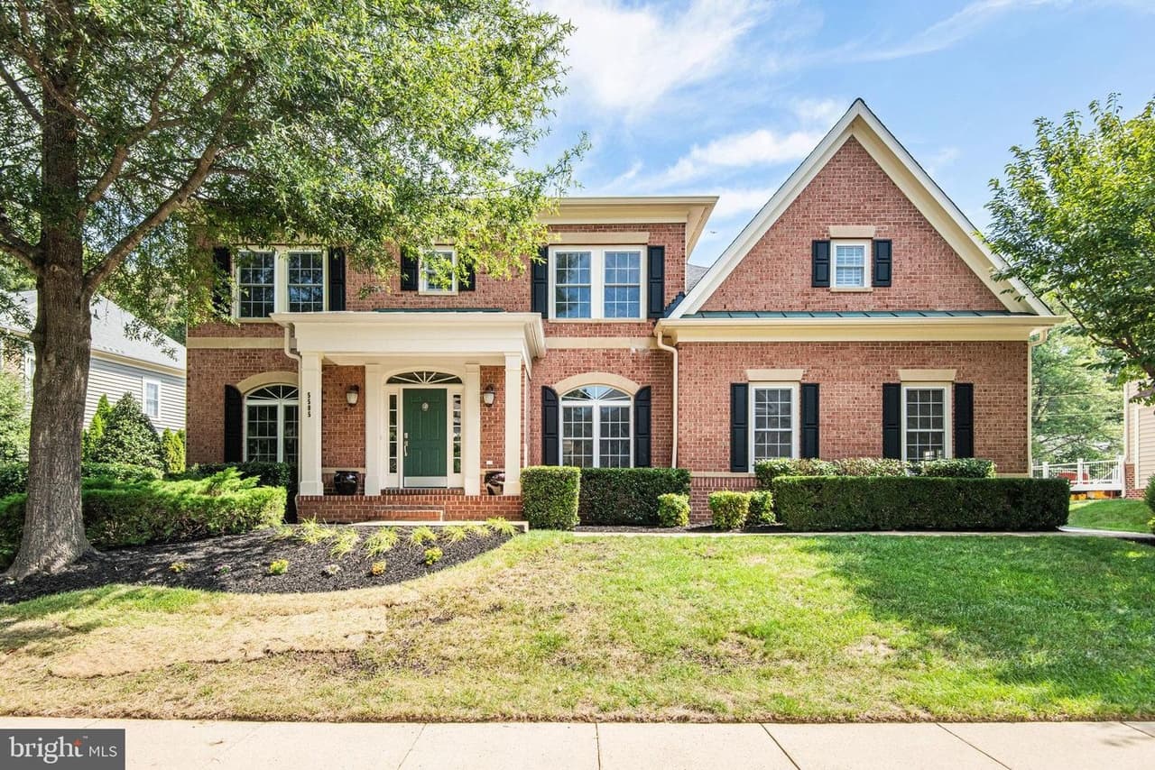 5505 Crofton Green - Photo 1