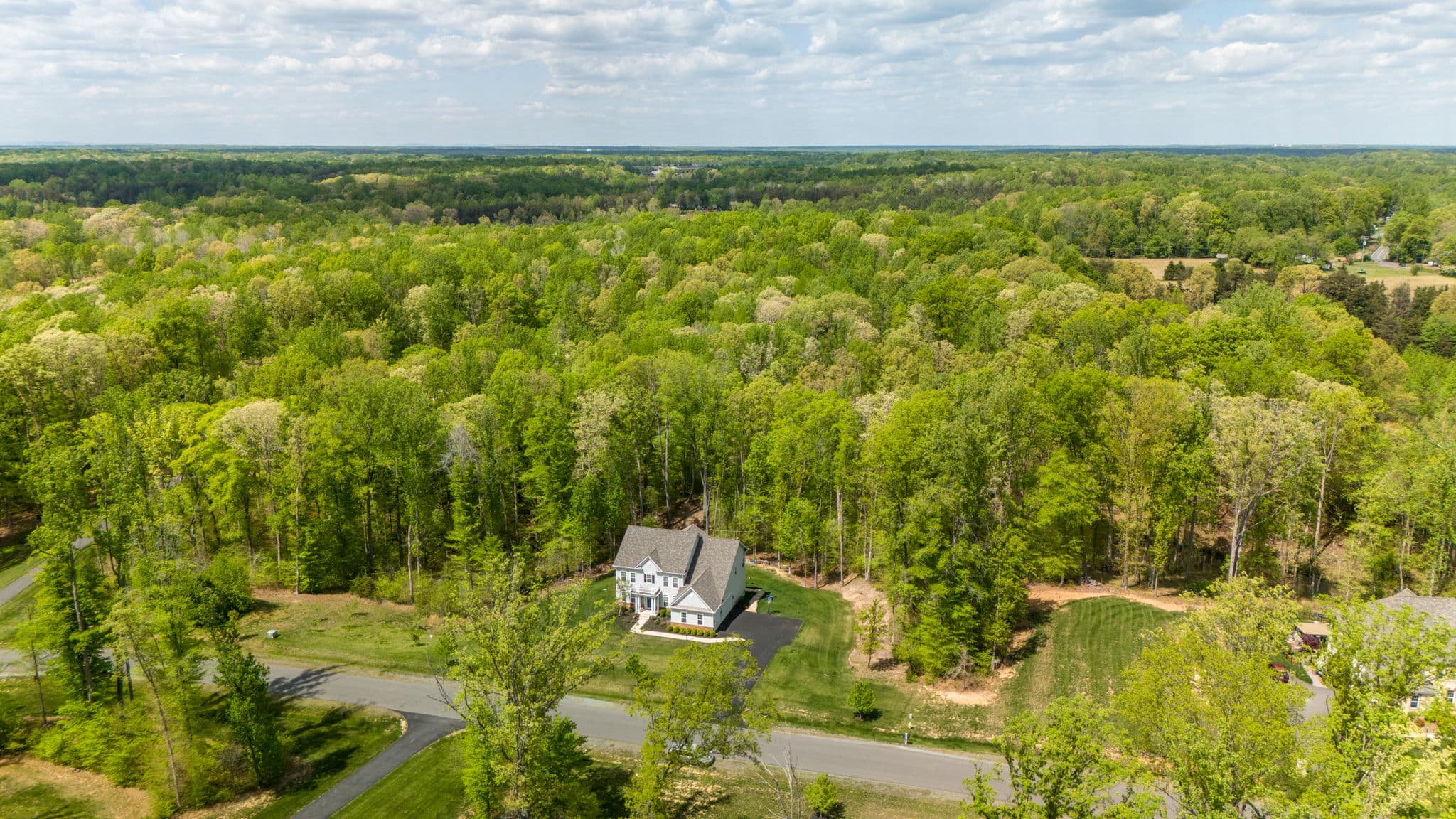 Aerial view of a Northern Virginia neighborhood
