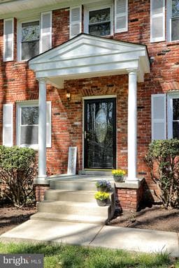 4255 SHELTON DRIVE - Photo 1