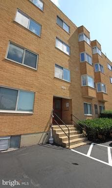 200 LOCUST STREET 405 - Photo 1