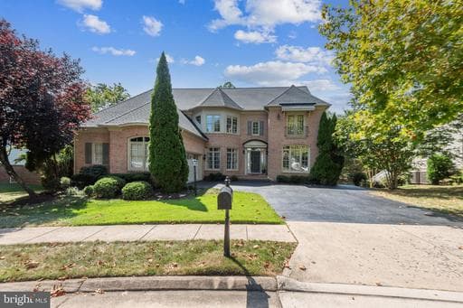 4765 CHARTER COURT