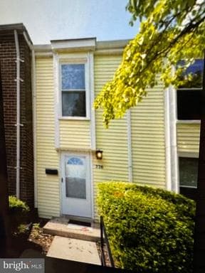 776 W SIDE DRIVE 9-C