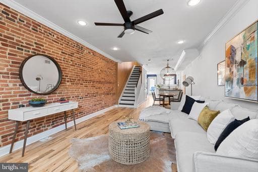 3032 HUDSON STREET - Photo 1