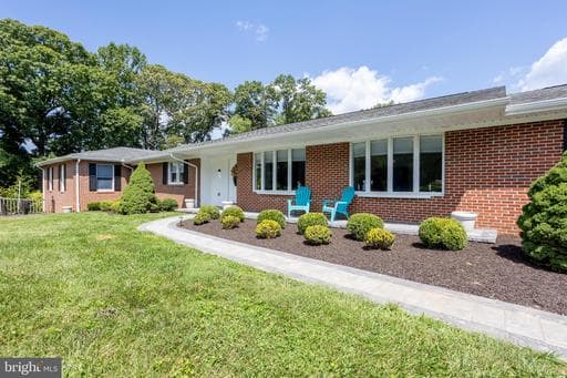 13829 MANOR GLEN ROAD - Photo 1