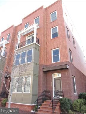 1903 MAIN LINE BLVD