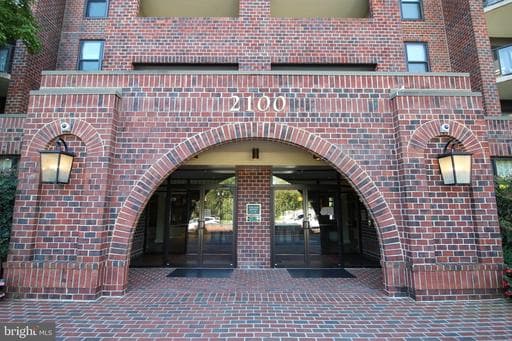 2100 LANGSTON BOULEVARD 540