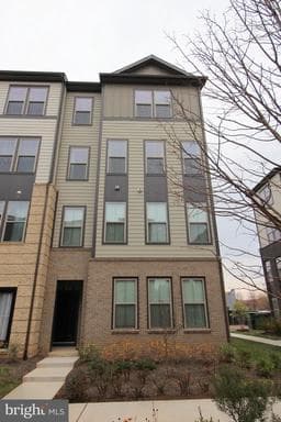 45942 RAVEN TERRACE - Photo 1