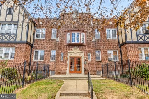 4915 3RD ST NW #102,WASHINGTON,DC,20011,WASHINGTON
