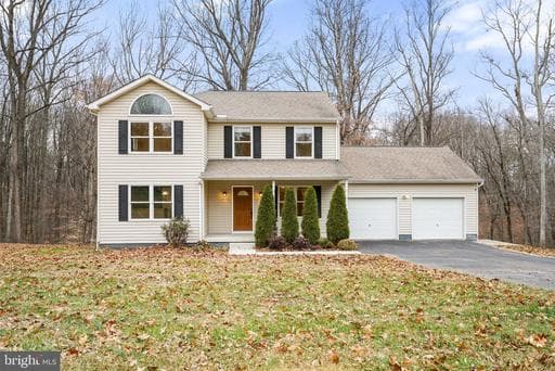 64 BARNETT DRIVE - Photo 1