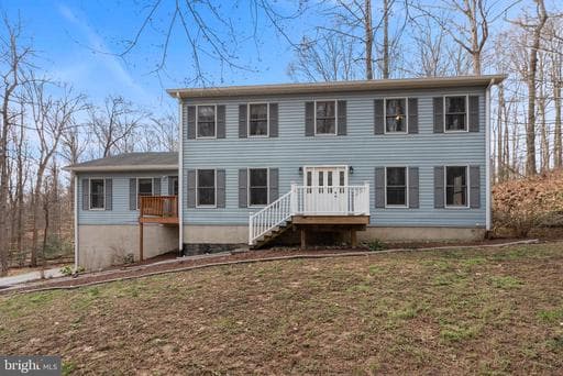 151 AUTUMN COURT - Photo 1