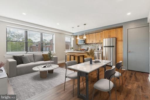 212 OAKWOOD ST SE #218,WASHINGTON,DC,20032,WASHINGTON