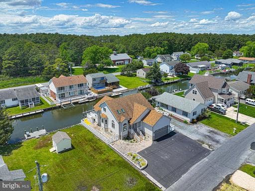 10427 NEW QUAY ROAD - Photo 1