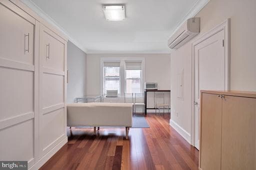 1121 24TH STREET 310 - Photo 1